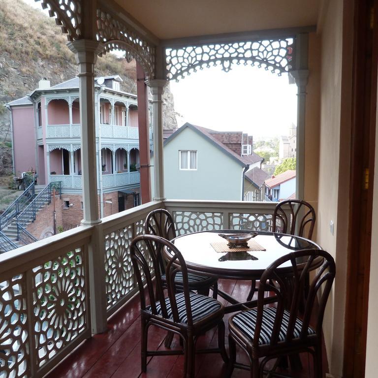 Anano Apartment On Botanikuri Tbilisi Room photo