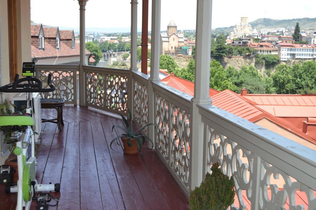 Anano Apartment On Botanikuri Tbilisi Exterior photo
